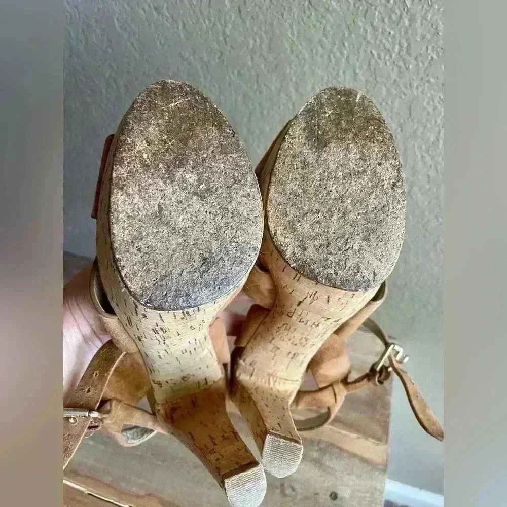 Michael Kors Women's "Adair" Suede Open‎ Toe Cork Platform Sandal Heels - 6M - Picture 7 of 9